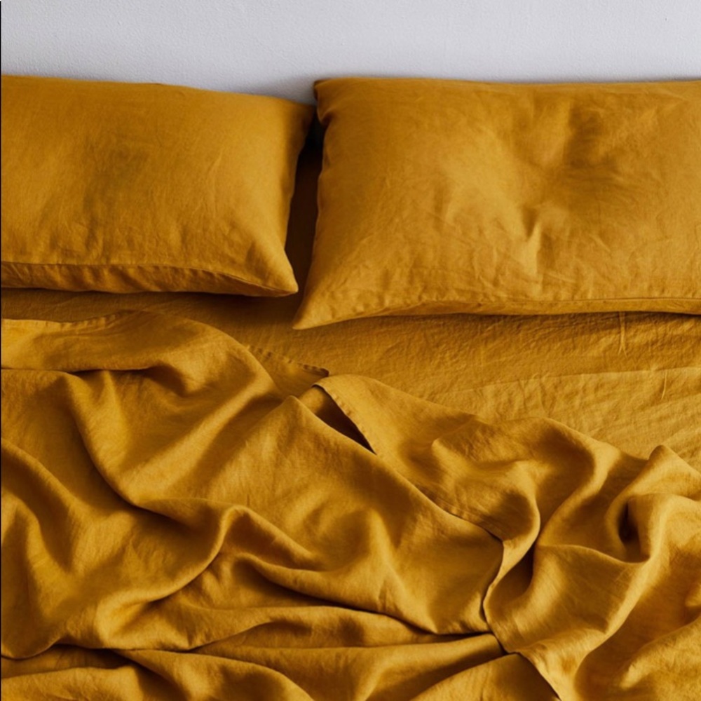 Bed Threads King duvet Turmeric +FREE PILLOWCASES